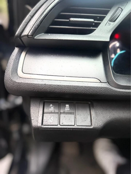 2016 Honda Civic 10th Gen - Image 12 of 18