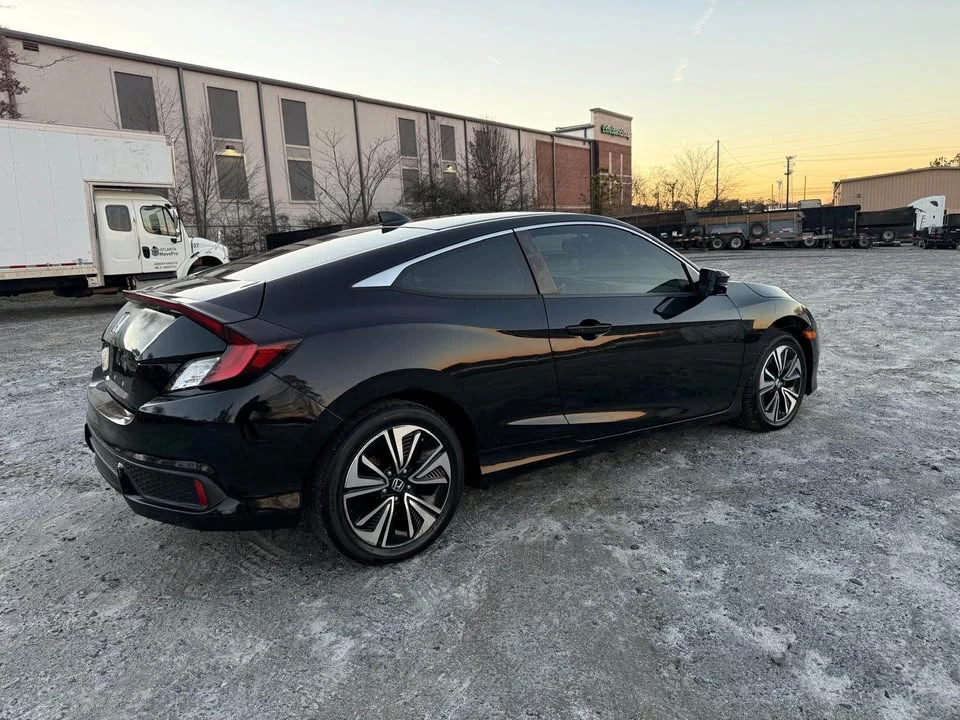 2016 Honda Civic 10th Gen - Image 4 of 13