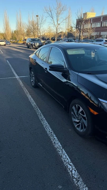 2016 Honda Civic 10th Gen - Image 4 of 8