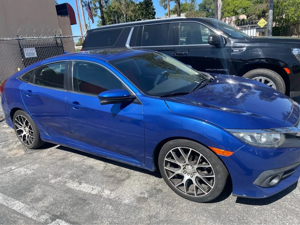 2016 Honda Civic 10th Gen - Image 3 of 6