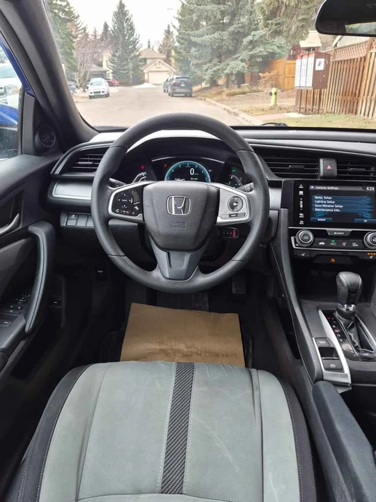 2016 Honda Civic 10th Gen - Image 5 of 9
