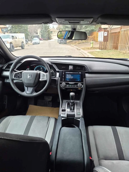 2016 Honda Civic 10th Gen - Image 4 of 9