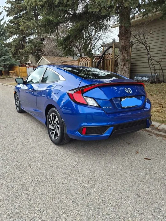2016 Honda Civic 10th Gen - Image 2 of 9