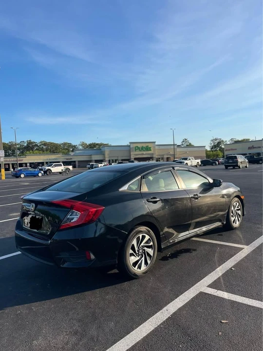 2016 Honda Civic 10th Gen - Image 8 of 11