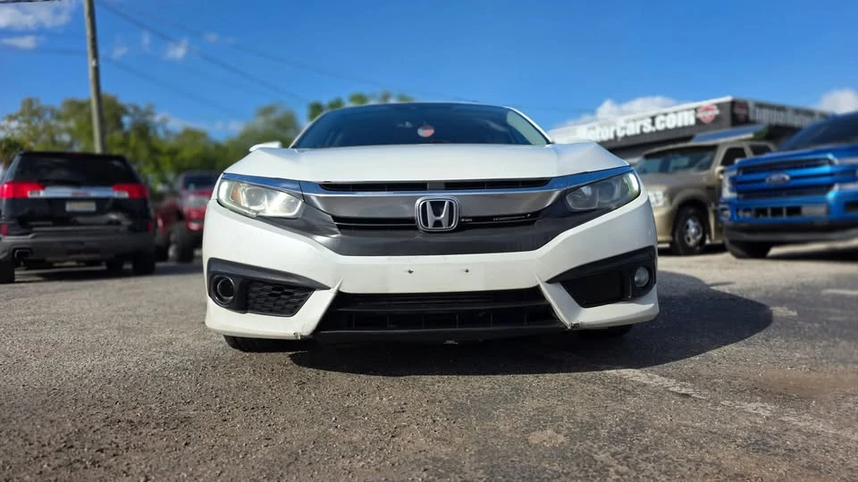 2016 Honda Civic 10th Gen - Image 3 of 7