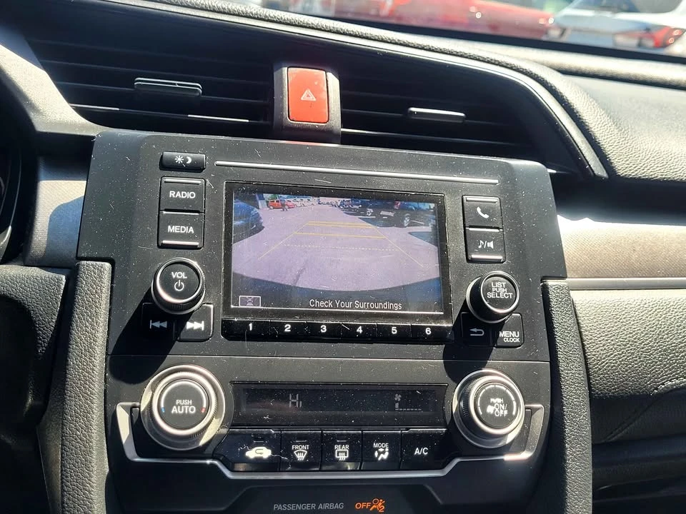 2016 Honda Civic 10th Gen - Image 11 of 18