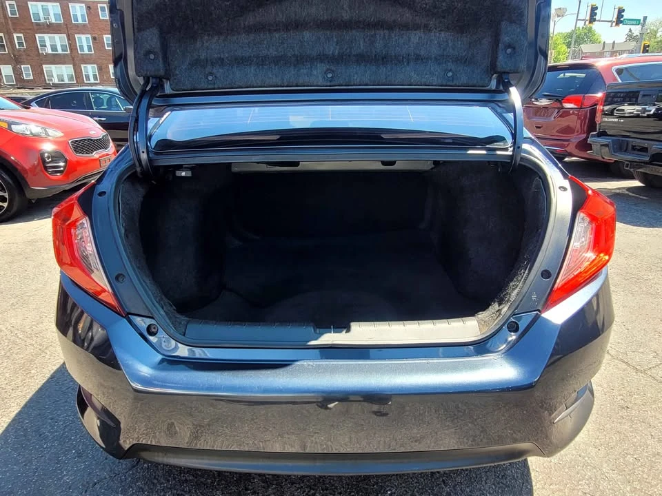 2016 Honda Civic 10th Gen - Image 17 of 18