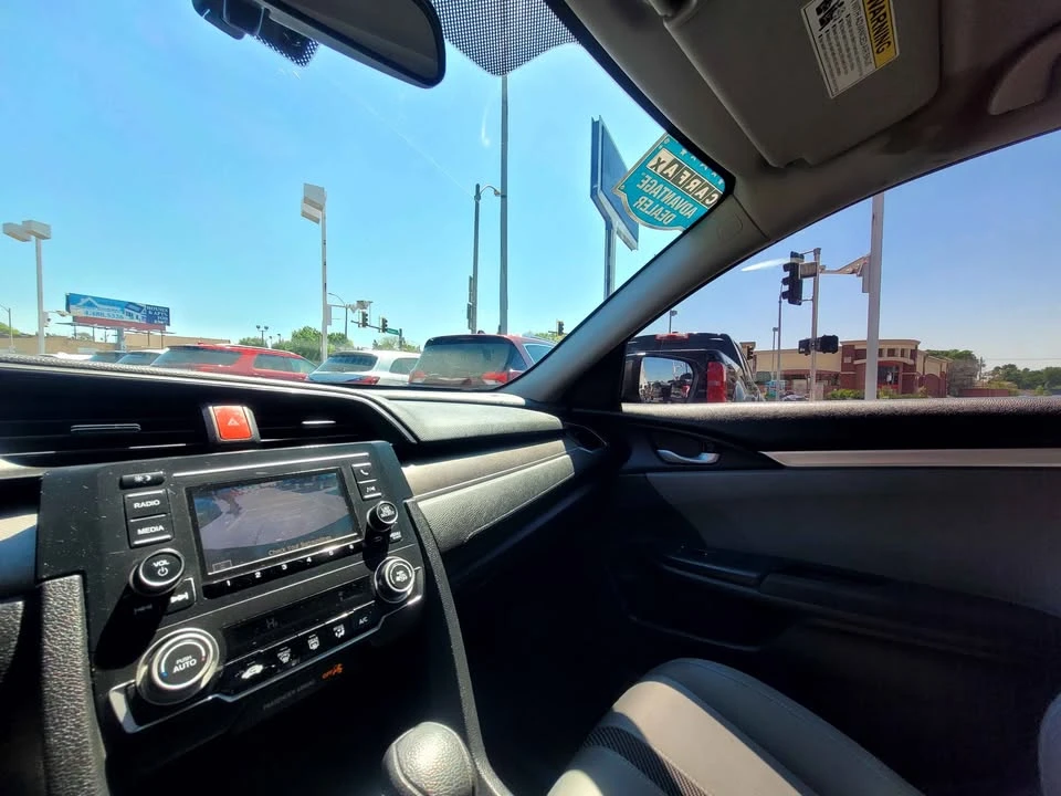2016 Honda Civic 10th Gen - Image 10 of 18