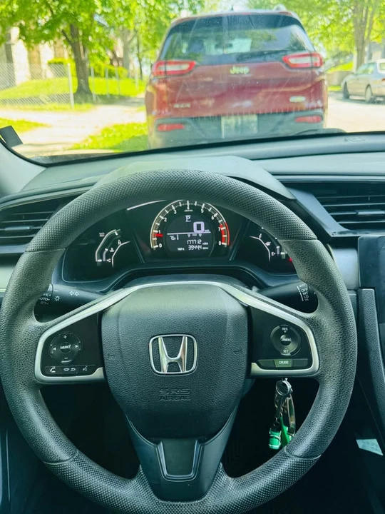 2016 Honda Civic 10th Gen - Image 6 of 6