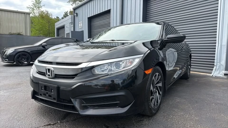 2016 Honda Civic 10th Gen - Image 3 of 19