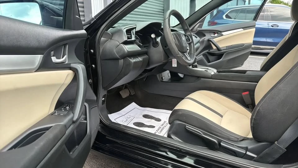 2016 Honda Civic 10th Gen - Image 9 of 19