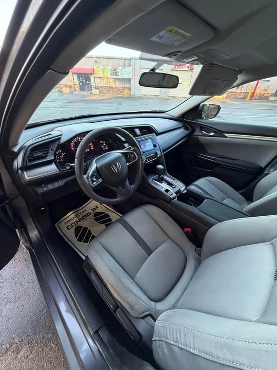 2016 Honda Civic 10th Gen - Image 8 of 14