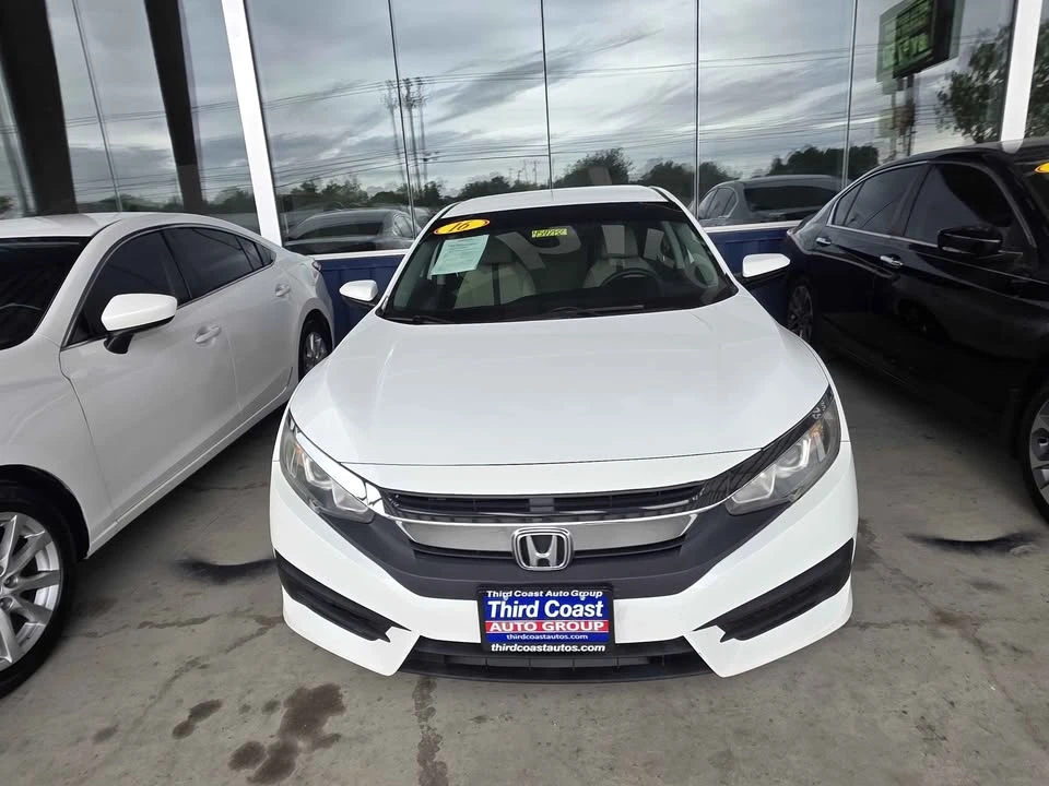 2016 Honda Civic 10th Gen - Image 5 of 6