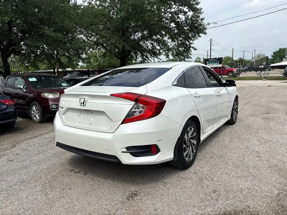 2016 Honda Civic 10th Gen - Image 4 of 8