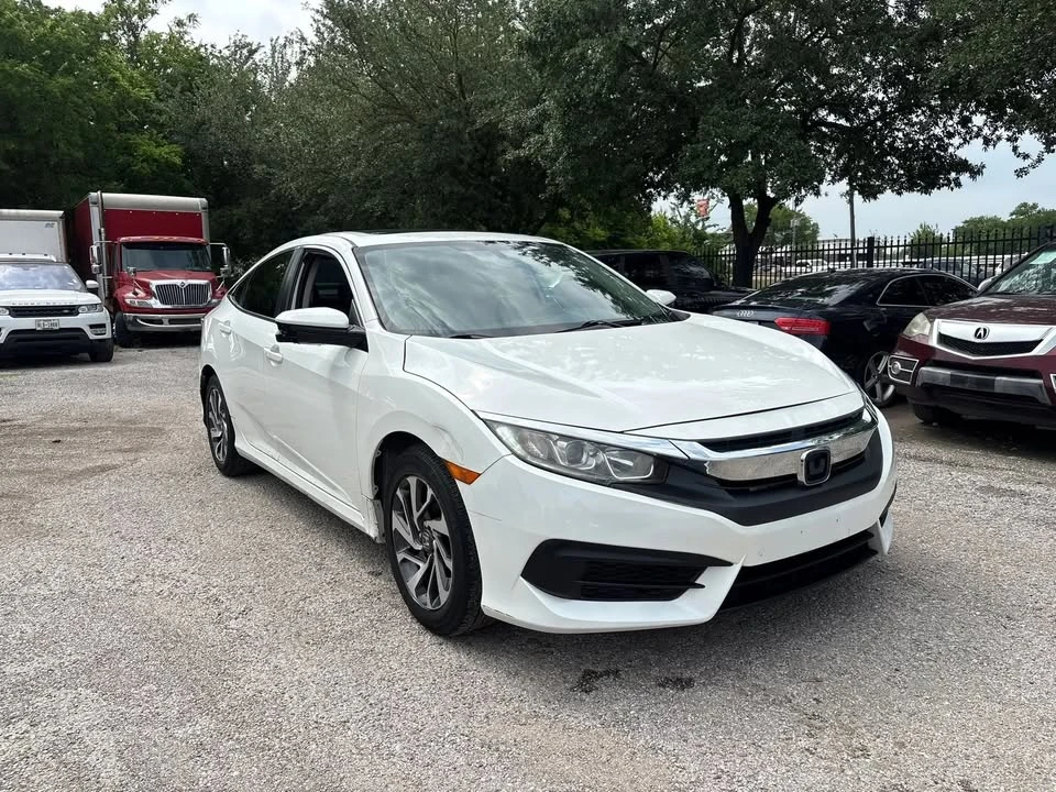 2016 Honda Civic 10th Gen - Image 2 of 8