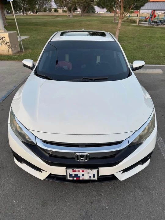 2016 Honda Civic 10th Gen - Image 3 of 4