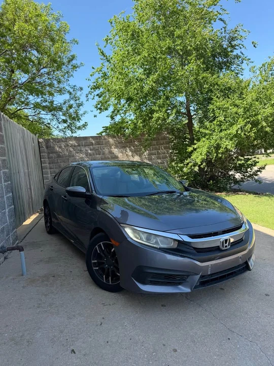 2016 Honda Civic 10th Gen - Image 3 of 14