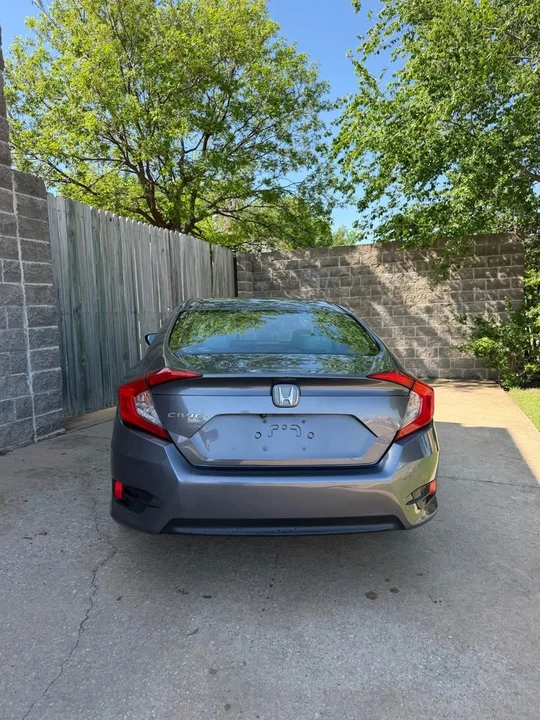 2016 Honda Civic 10th Gen - Image 6 of 14