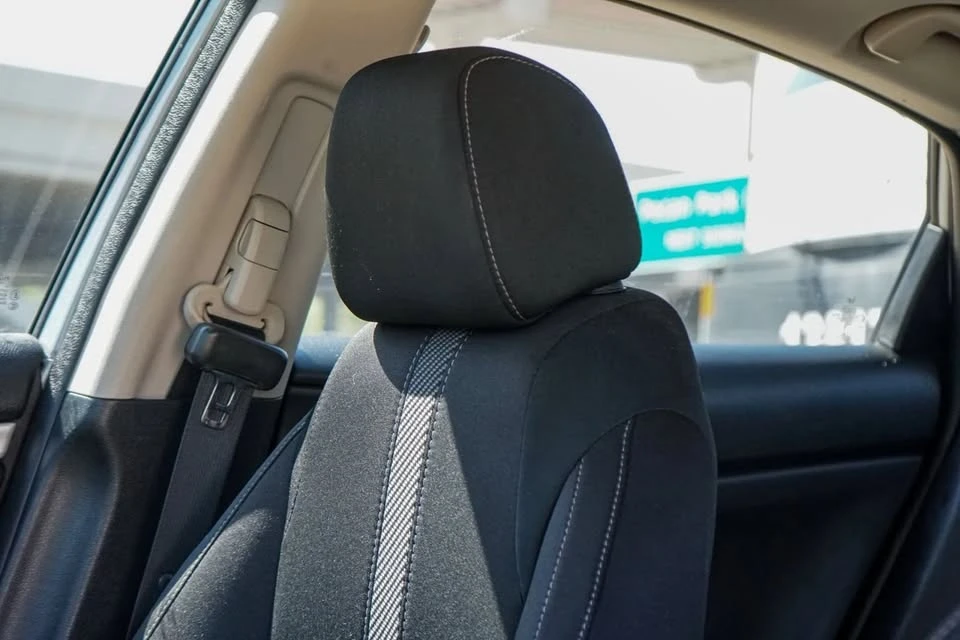 2016 Honda Civic 10th Gen - Image 16 of 20