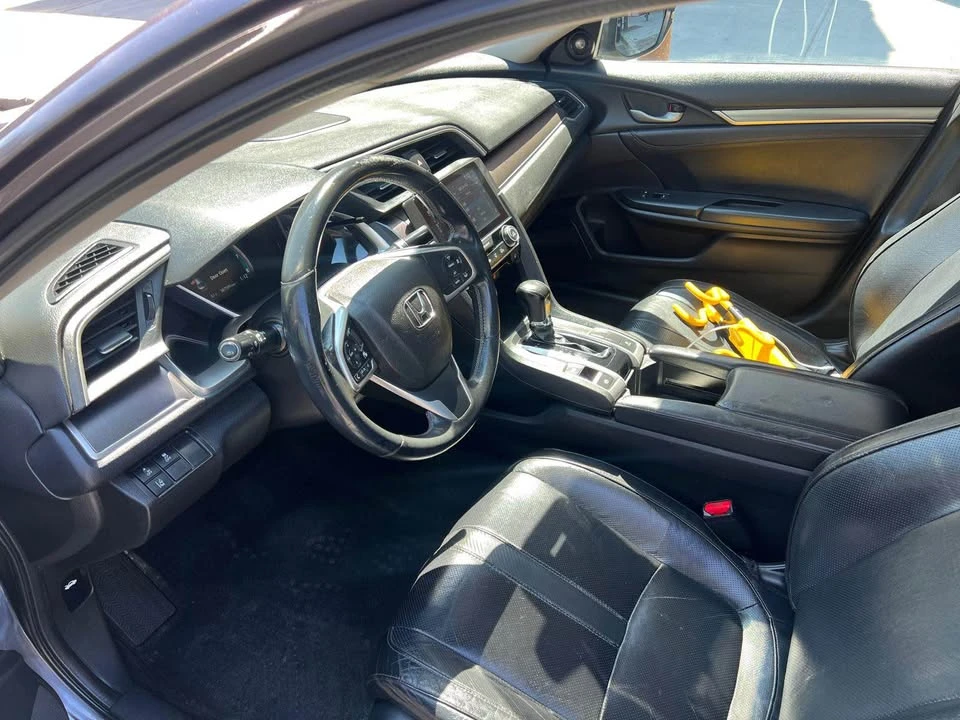 2016 Honda Civic 10th Gen - Image 2 of 9