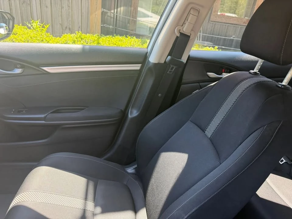 2016 Honda Civic 10th Gen - Image 12 of 18
