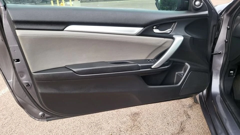 2016 Honda Civic 10th Gen - Image 17 of 20