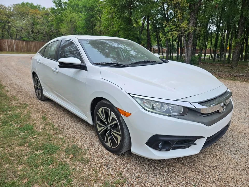 2016 Honda Civic 10th Gen - Image 6 of 11