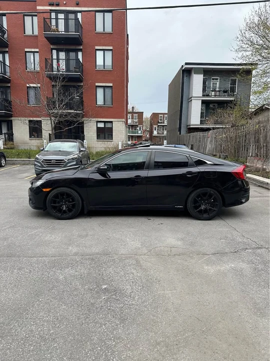 2016 Honda Civic 10th Gen - Image 2 of 17