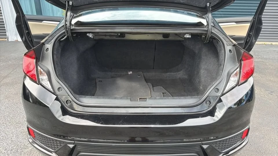 2016 Honda Civic 10th Gen - Image 10 of 11