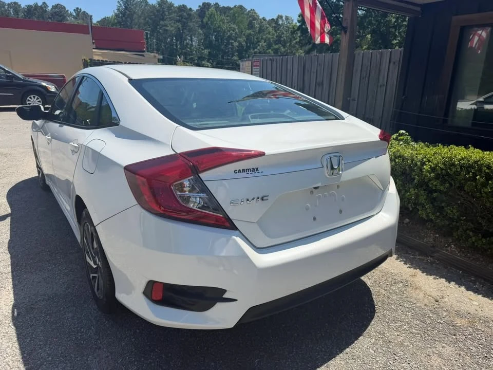 2016 Honda Civic 10th Gen - Image 3 of 18