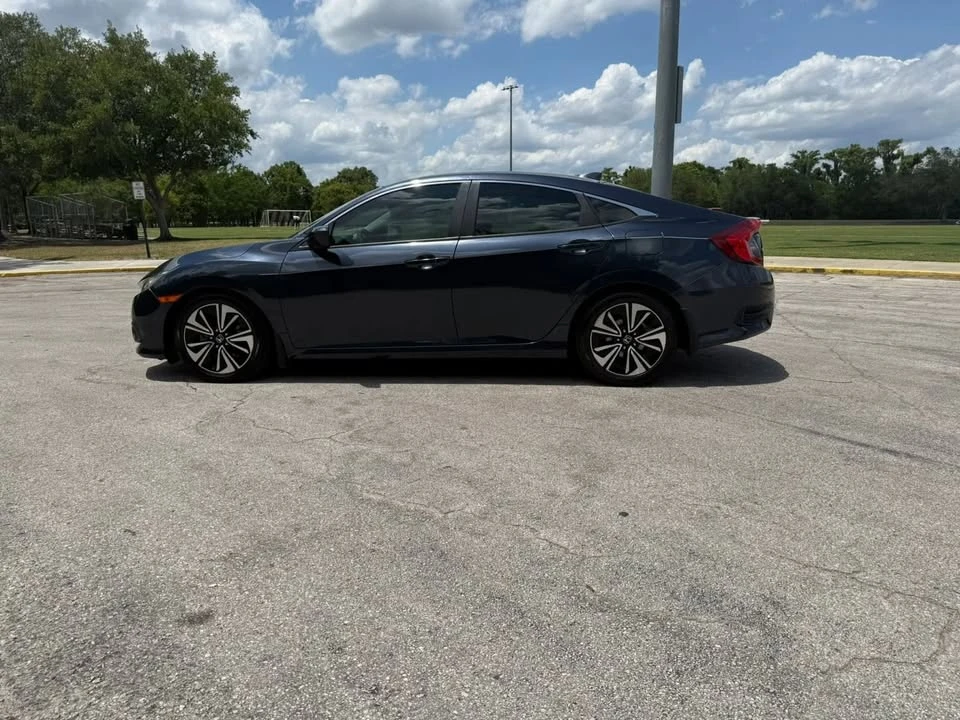 2016 Honda Civic 10th Gen - Image 8 of 20