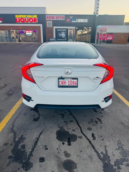 2016 Honda Civic 10th Gen - Image 4 of 6