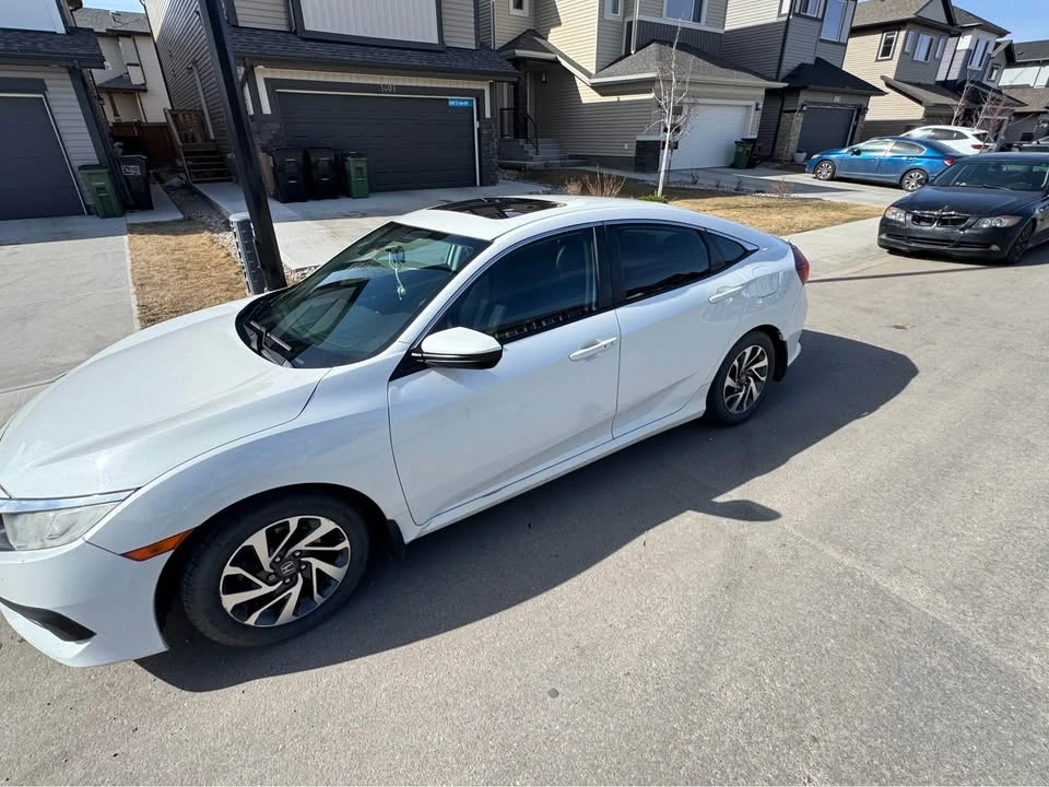 2016 Honda Civic 10th Gen - Image 3 of 7