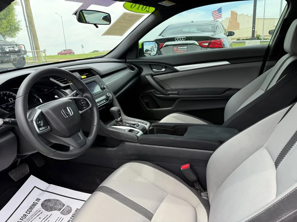 2016 Honda Civic 10th Gen - Image 8 of 20