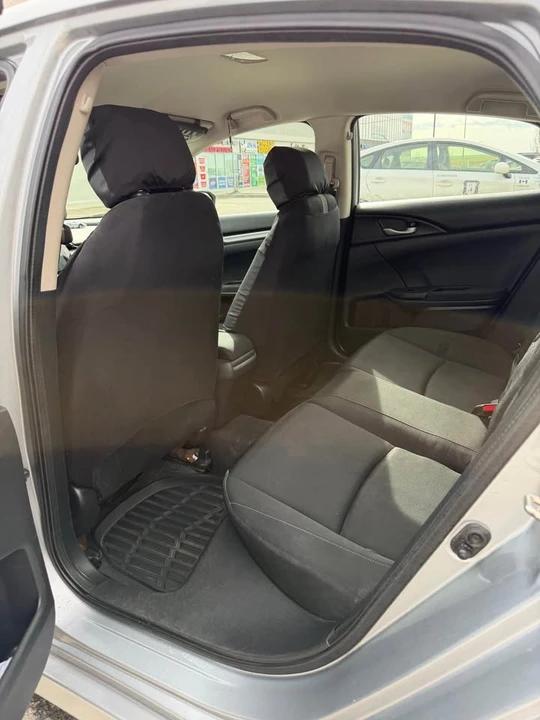 2016 Honda Civic 10th Gen - Image 10 of 16