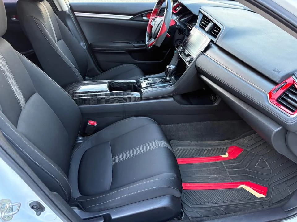 2016 Honda Civic 10th Gen - Image 15 of 20