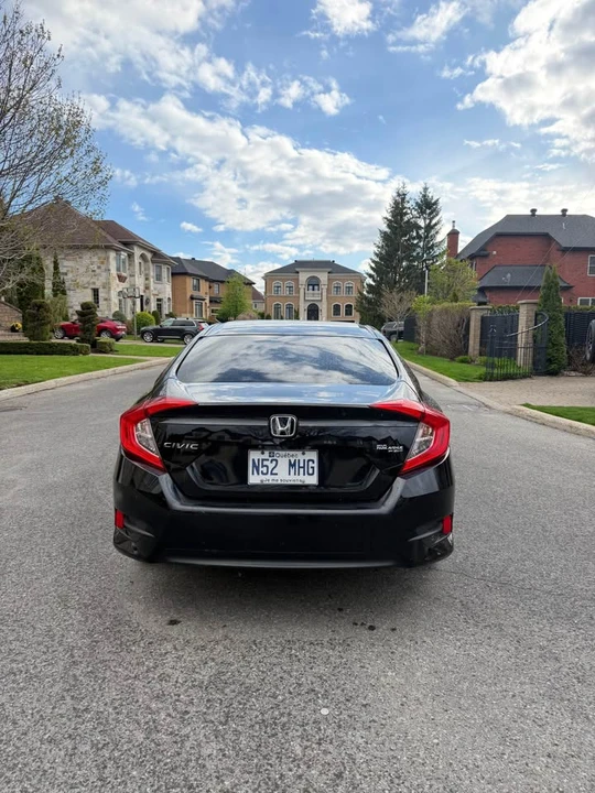 2016 Honda Civic 10th Gen - Image 6 of 9