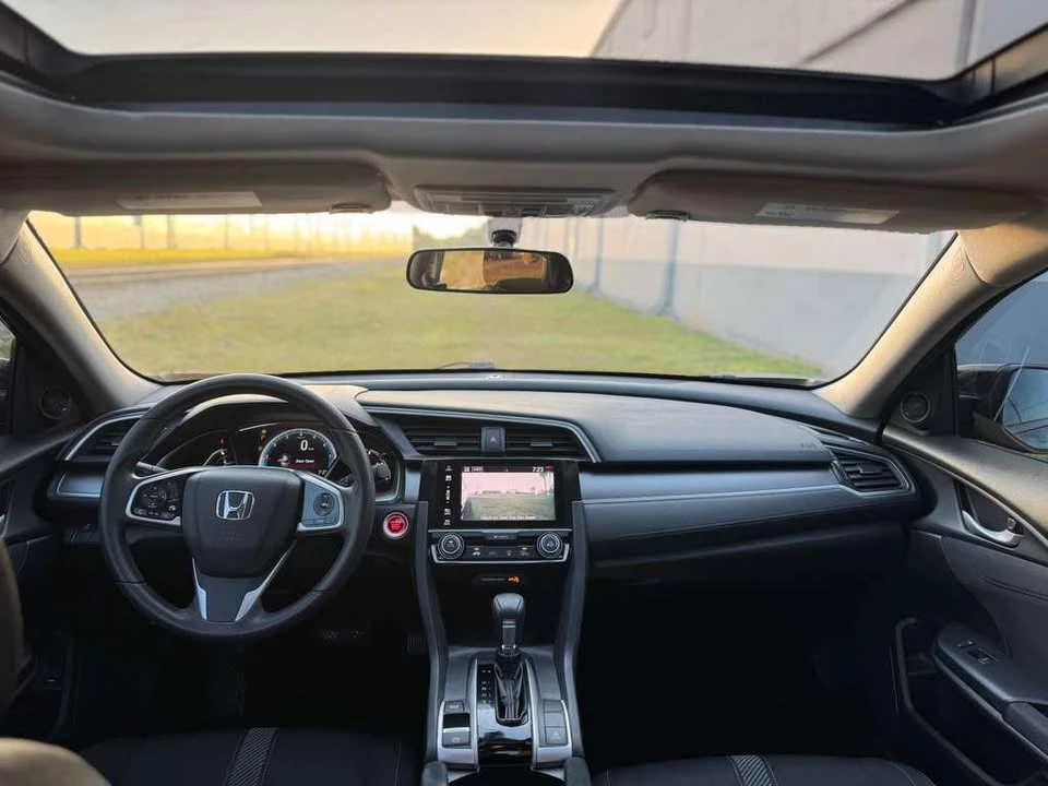 2016 Honda Civic 10th Gen - Image 8 of 12
