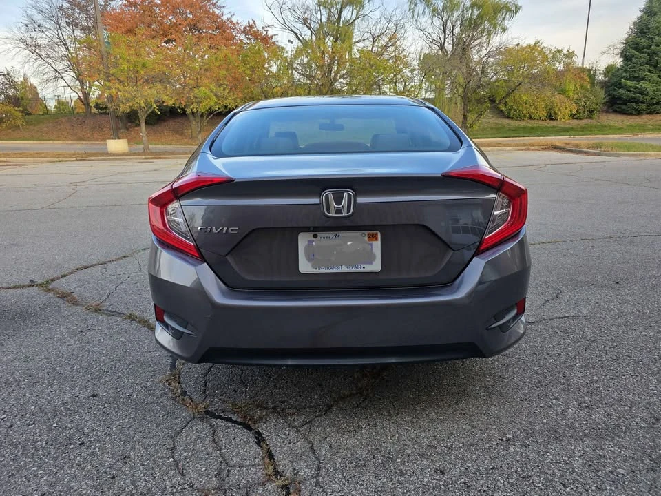 2016 Honda Civic 10th Gen - Image 7 of 20