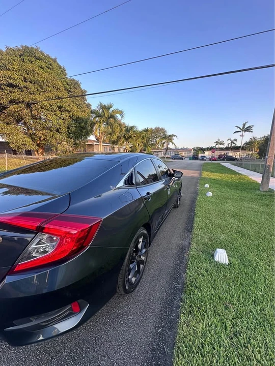 2016 Honda Civic 10th Gen - Image 6 of 16