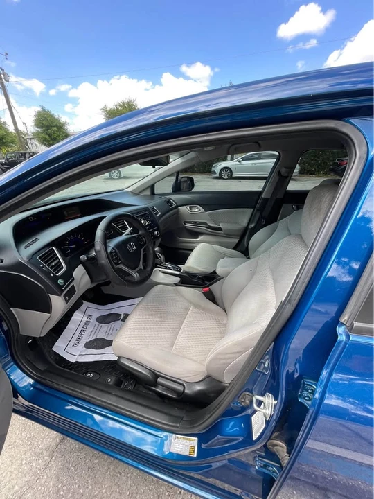 2016 Honda Civic 10th Gen - Image 9 of 12