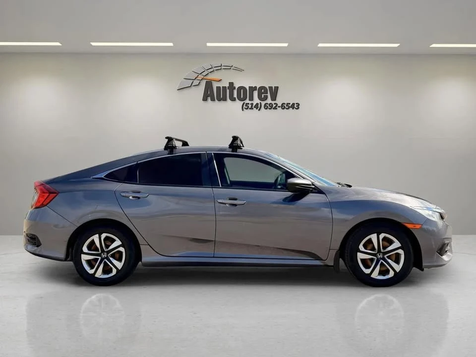 2016 Honda Civic 10th Gen - Image 9 of 10