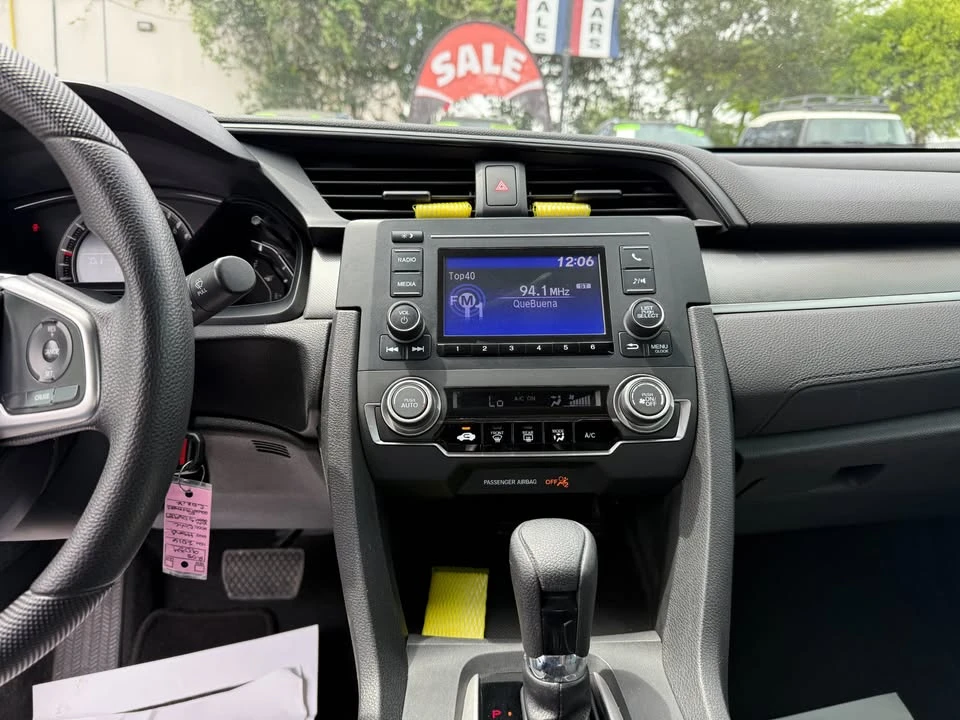 2016 Honda Civic 10th Gen - Image 18 of 20