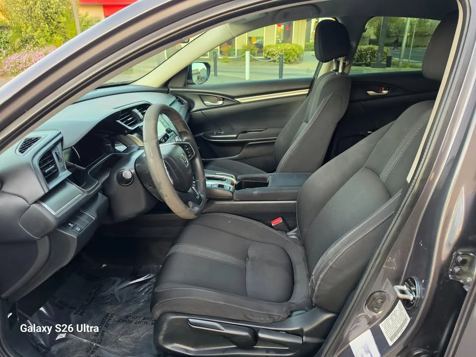 2016 Honda Civic 10th Gen - Image 10 of 19