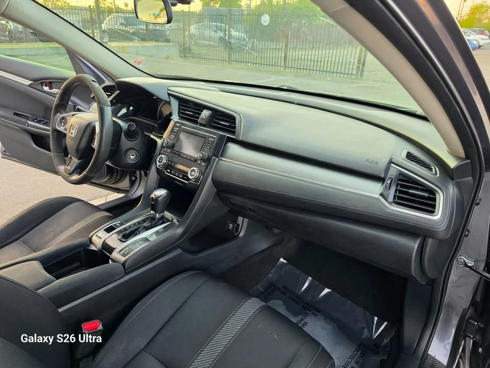 2016 Honda Civic 10th Gen - Image 14 of 19