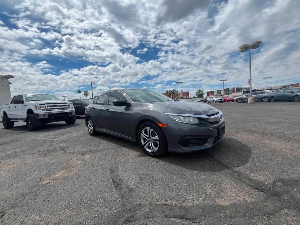 2016 Honda Civic 10th Gen - Image 16 of 19