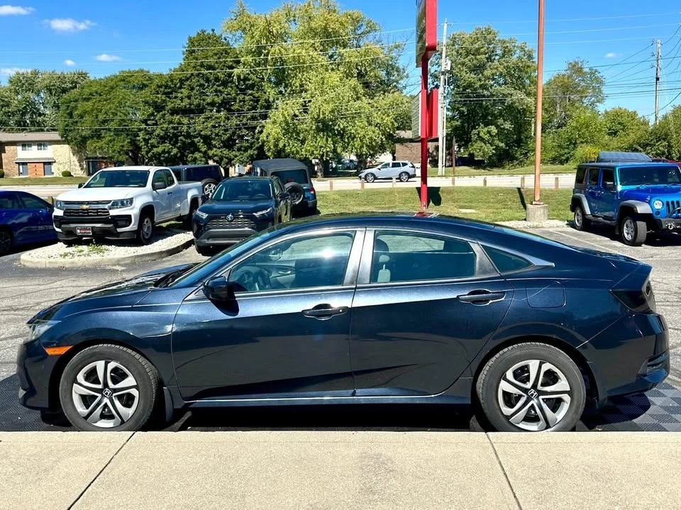 2016 Honda Civic 10th Gen - Image 16 of 19