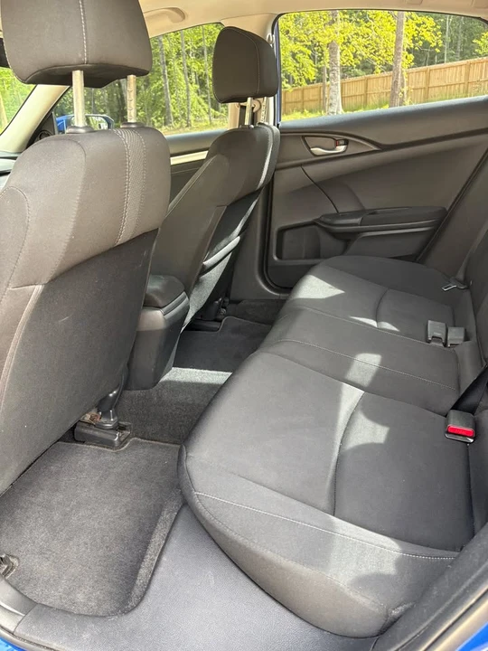 2016 Honda Civic 10th Gen - Image 11 of 12