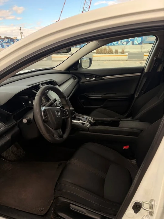 2016 Honda Civic 10th Gen - Image 8 of 11