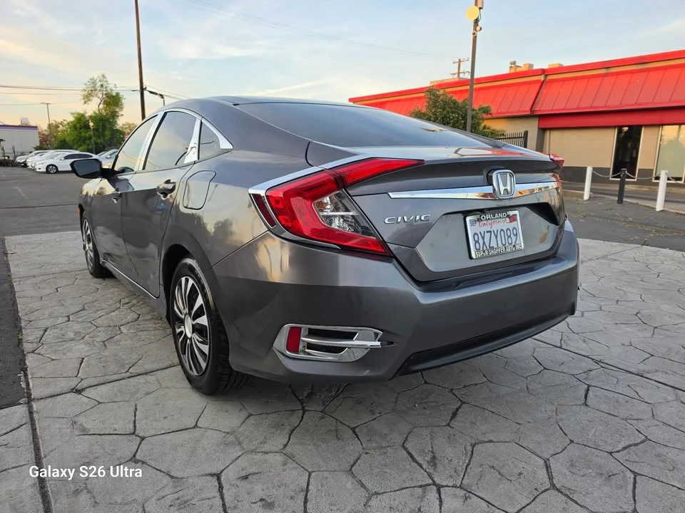 2016 Honda Civic 10th Gen - Image 6 of 19